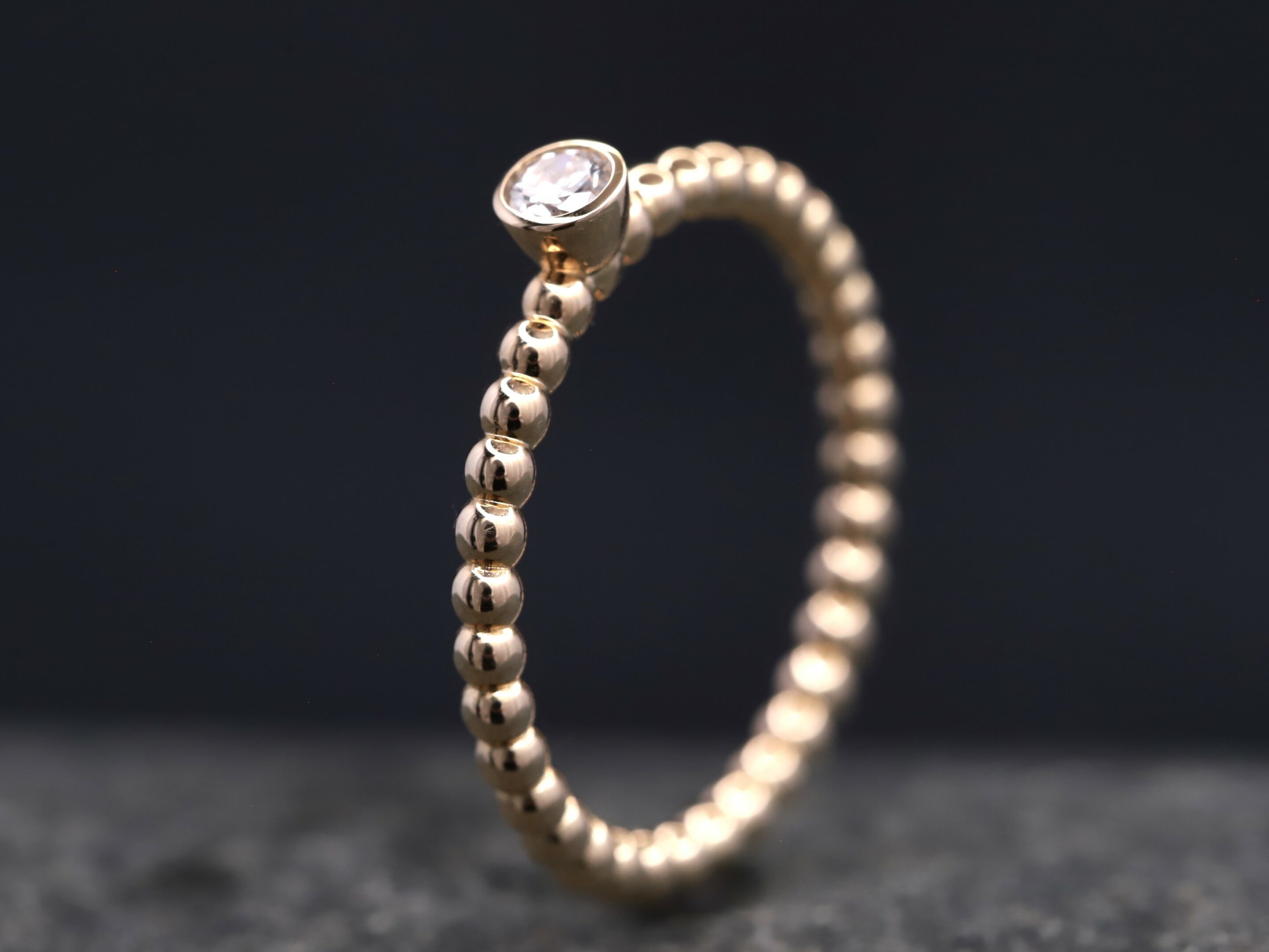 Verlobungsring 585er Rosegold mit 0,13ct synthetischem Diamanten im Brillantschliff – Bild 8