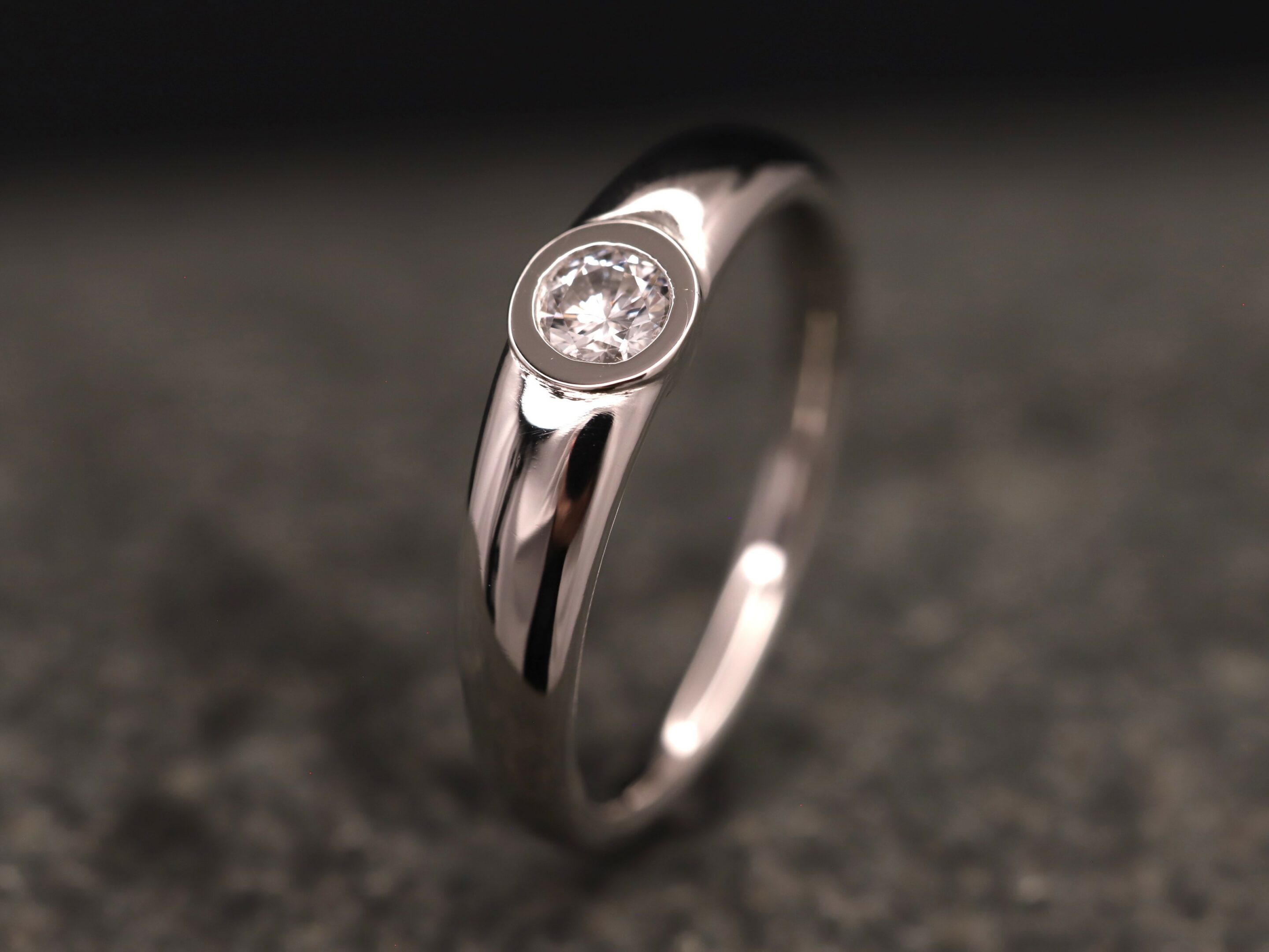 Verlobungsring 950 Platin mit 0,25ct synthetischem Diamanten im Brillantschliff – Bild 7