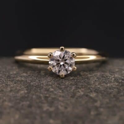 Verlobungsring 585er Gelbgold mit 0,54ct synthetischem Diamanten im Brillantschliff