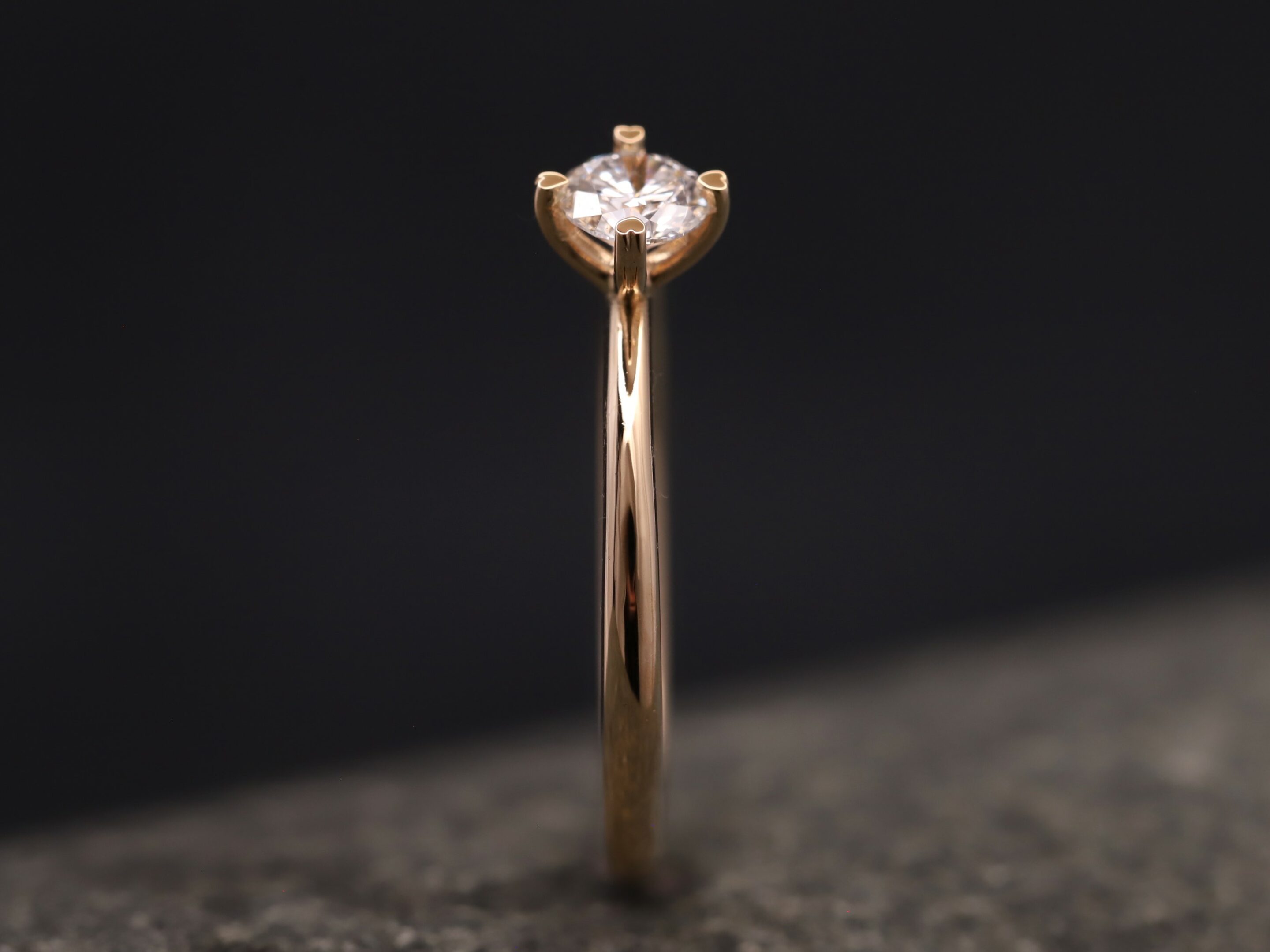 Verlobungsring 585er Rosegold mit 0,35ct synthetischem Diamanten im Brillantschliff – Bild 6