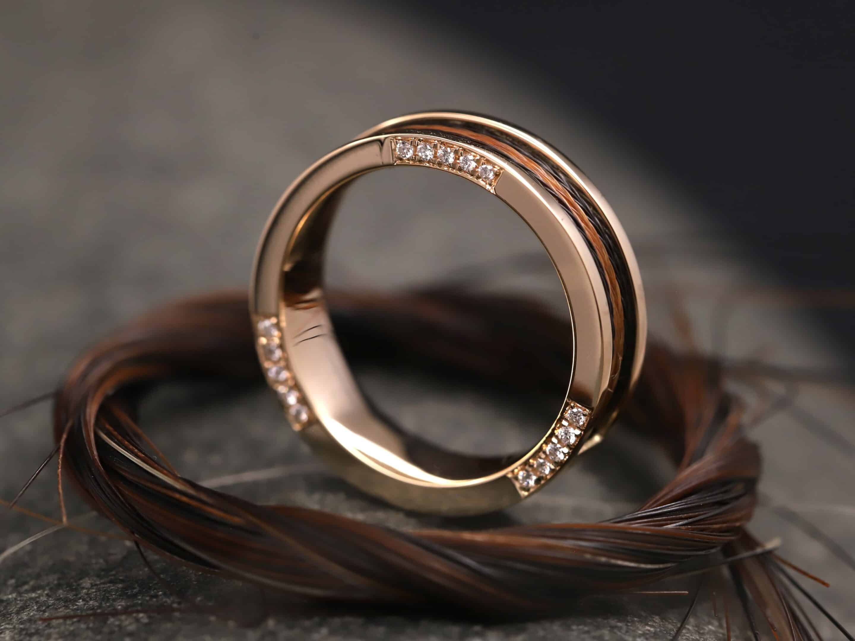 Pferdehaarring 585er Rosegold poliert mit 15 Brillanten seitlich eingefasst – Bild 4