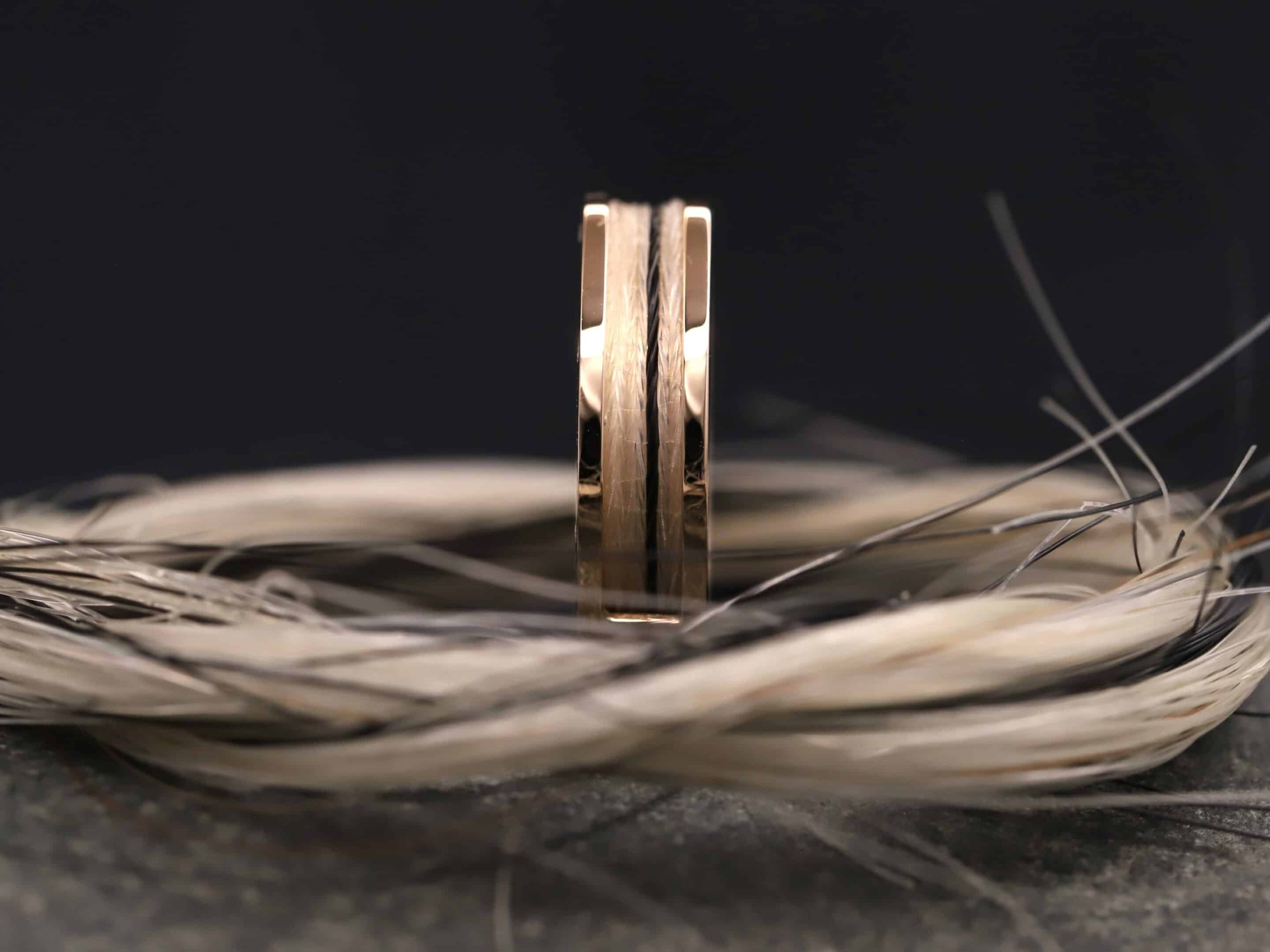 Pferdehaarring 585er Rosegold poliert mit 8 Brillanten seitlich eingefasst – Bild 2