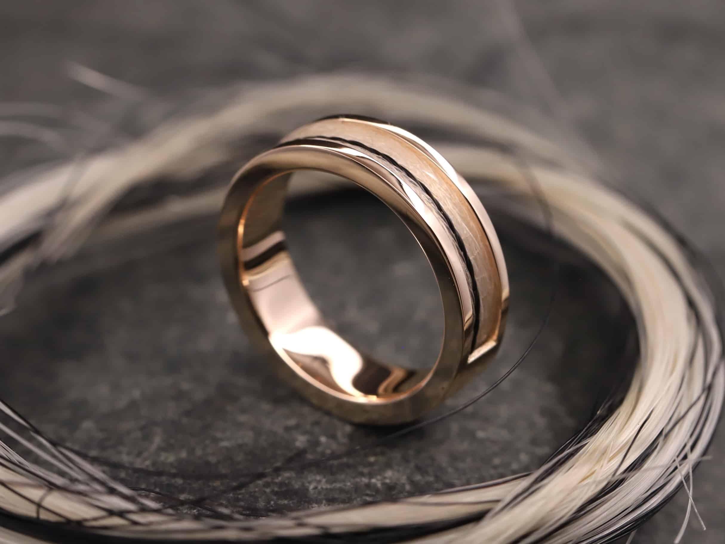 Pferdehaarring 585er Rosegold poliert mit 8 Brillanten seitlich eingefasst – Bild 9