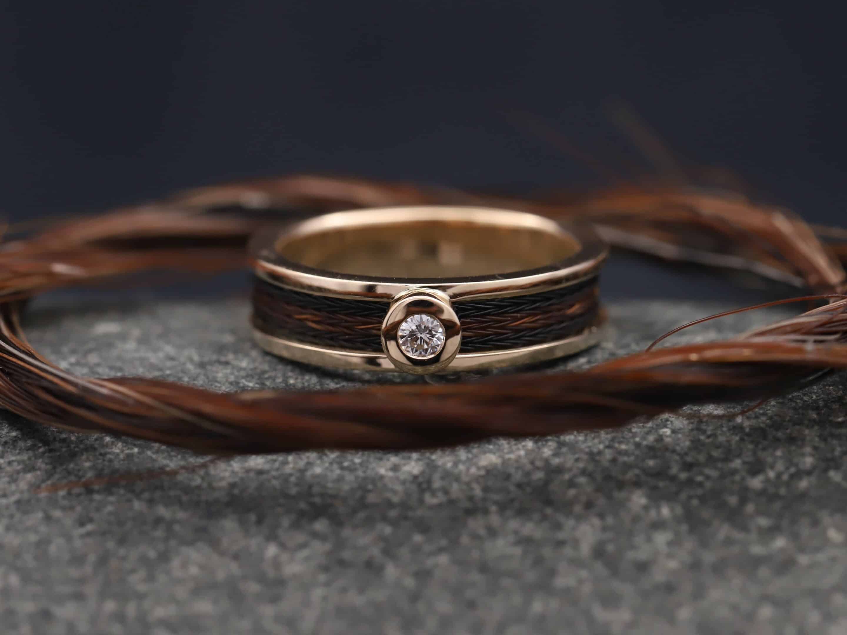 Pferdehaarring 585er Rosegold poliert mit Brillant – Bild 6