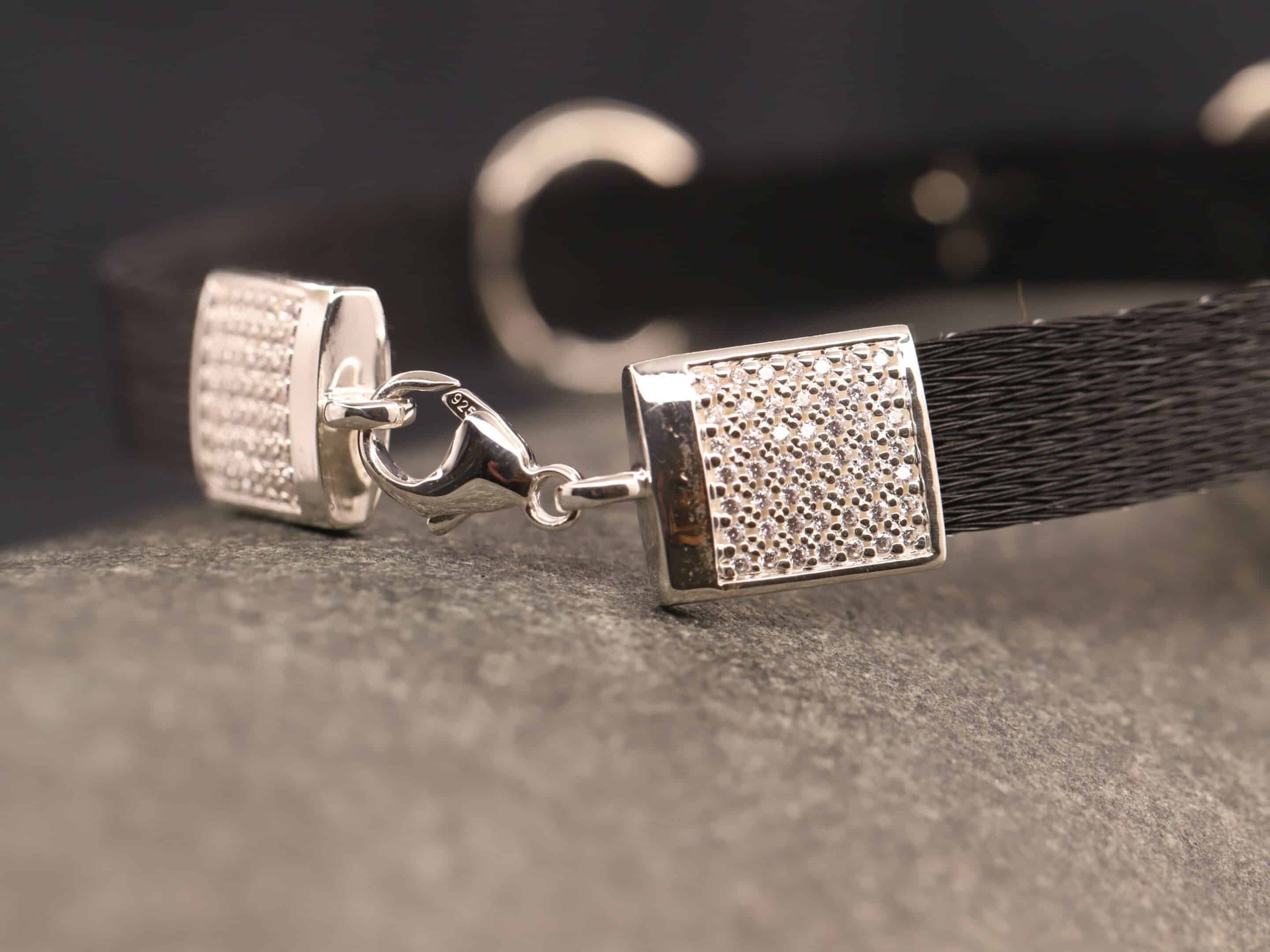 Pferdehaararmband 925er Silber 9mm breit mit Trense und Verschluss in Zirkonia ausgefast
