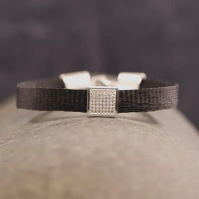 Pferdehaararmband 925er Silber 9mm breit mit einem Zwischenelement in Zirkonia ausgefast