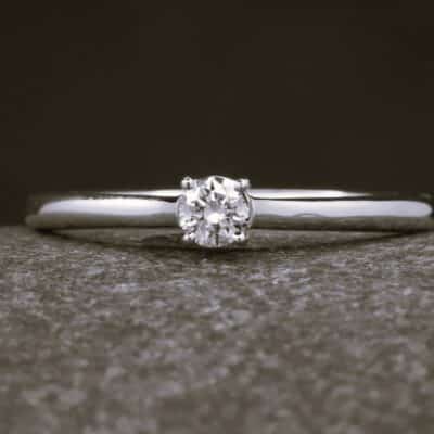 Verlobungsring 585er Weißgold mit 0,157ct synthetischem Diamanten im Brillantschliff