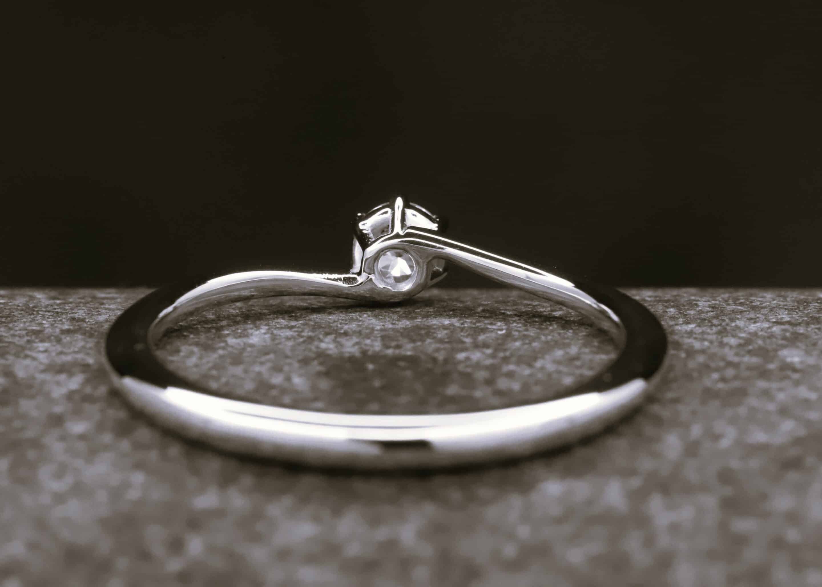 Verlobungsring 585er Weißgold mit 0,18ct synthetischem Diamanten im Brillantschliff – Bild 6