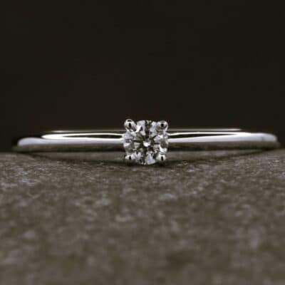 Verlobungsring 585er Weißgold mit 0,12ct synthetischem Diamanten im Brillantschliff