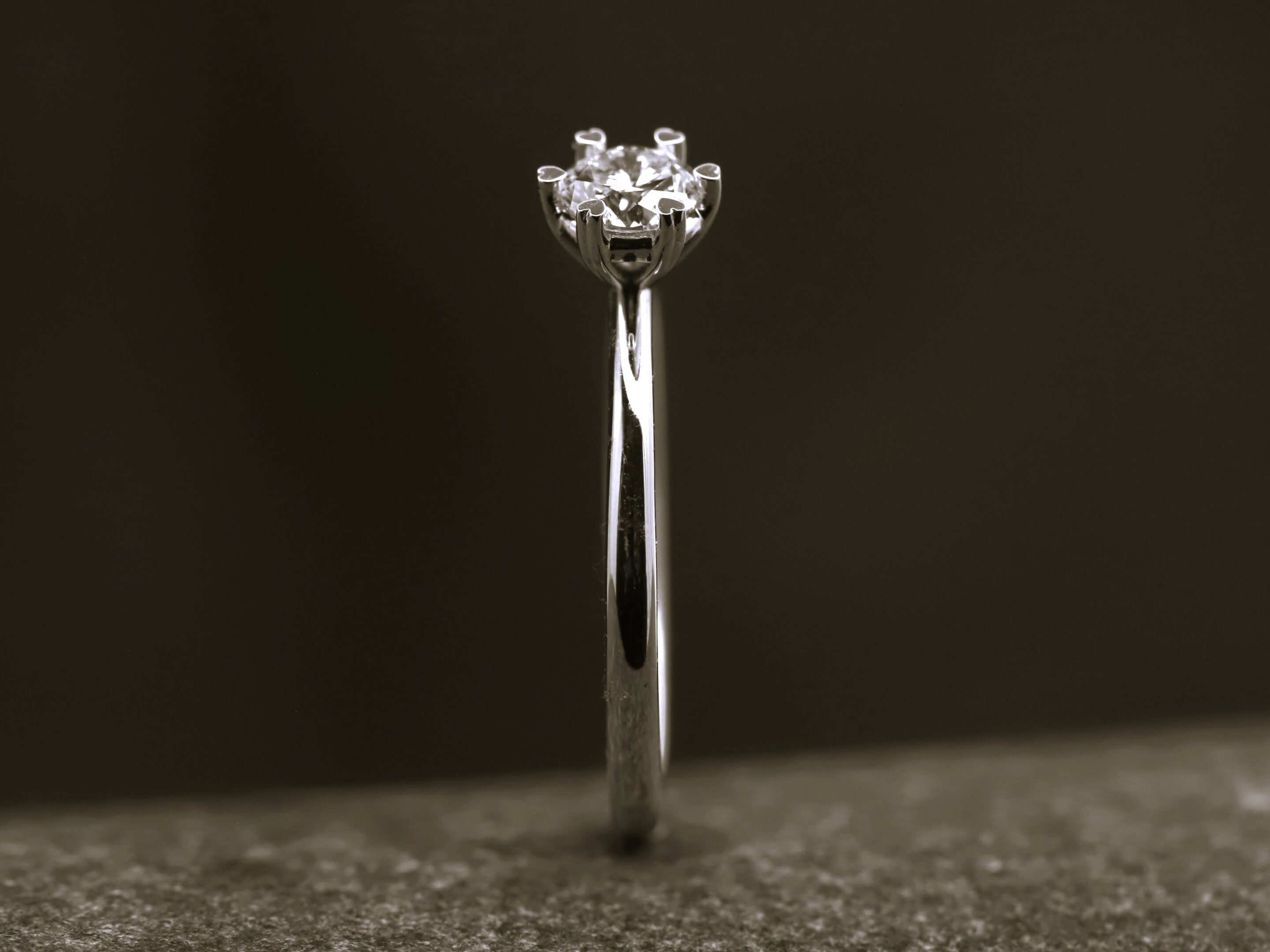 Verlobungsring 585er Weißgold mit 0,40ct synthetischem Diamanten im Brillantschliff – Bild 6