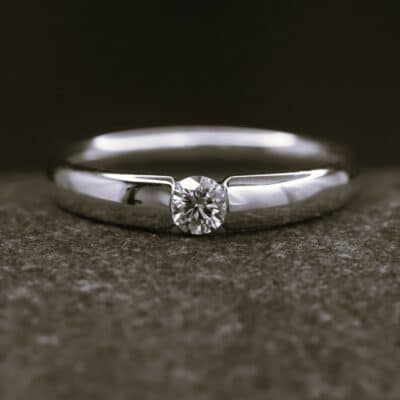 Verlobungsring 585er Weißgold mit 0,17ct synthetischem Diamanten im Brillantschliff