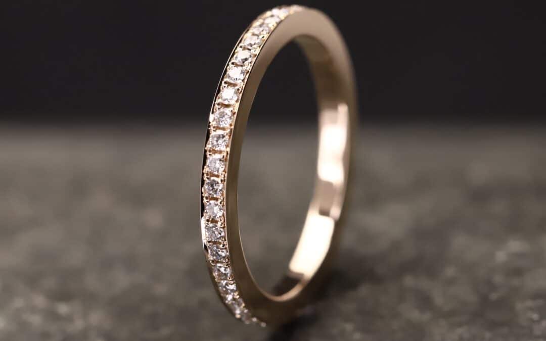Beisteckring mit Fadenfassung in 585er Rosegold mit synthetischen Brillanten je 0,01ct