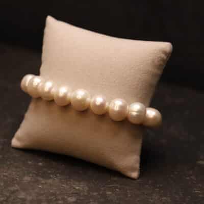 Perlenarmband Süsswasser creme weiß